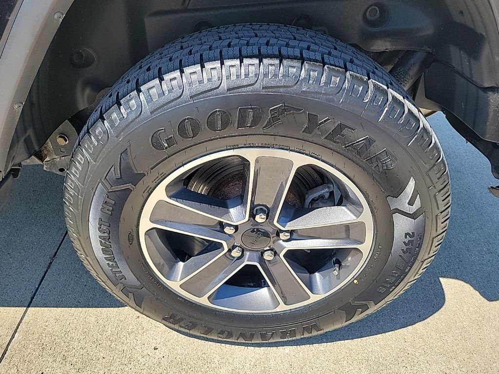 Used 2023 Jeep Wrangler SUV
