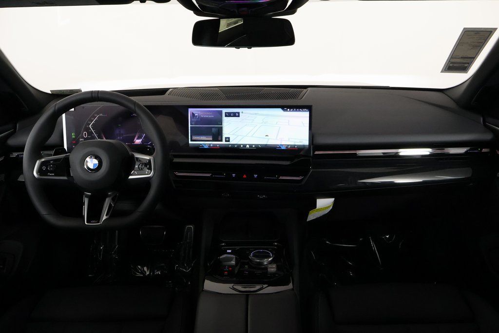 Thumbnail: 2026 BMW 5 Series - 4