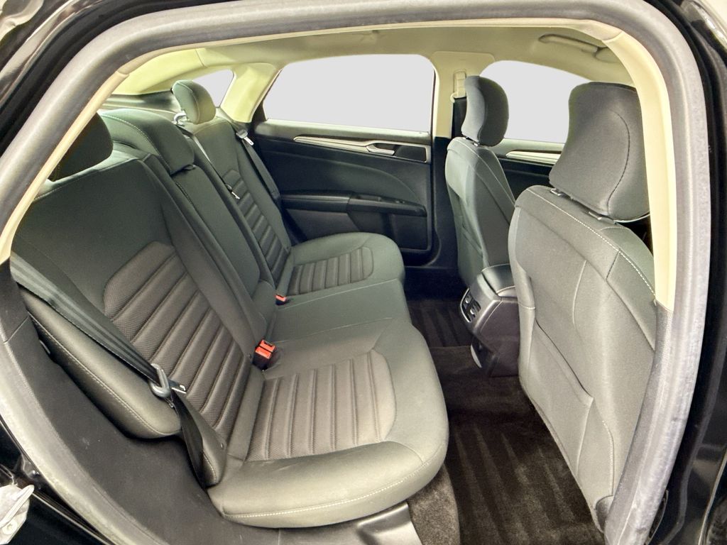 Thumbnail: 2018 Ford Fusion - 20