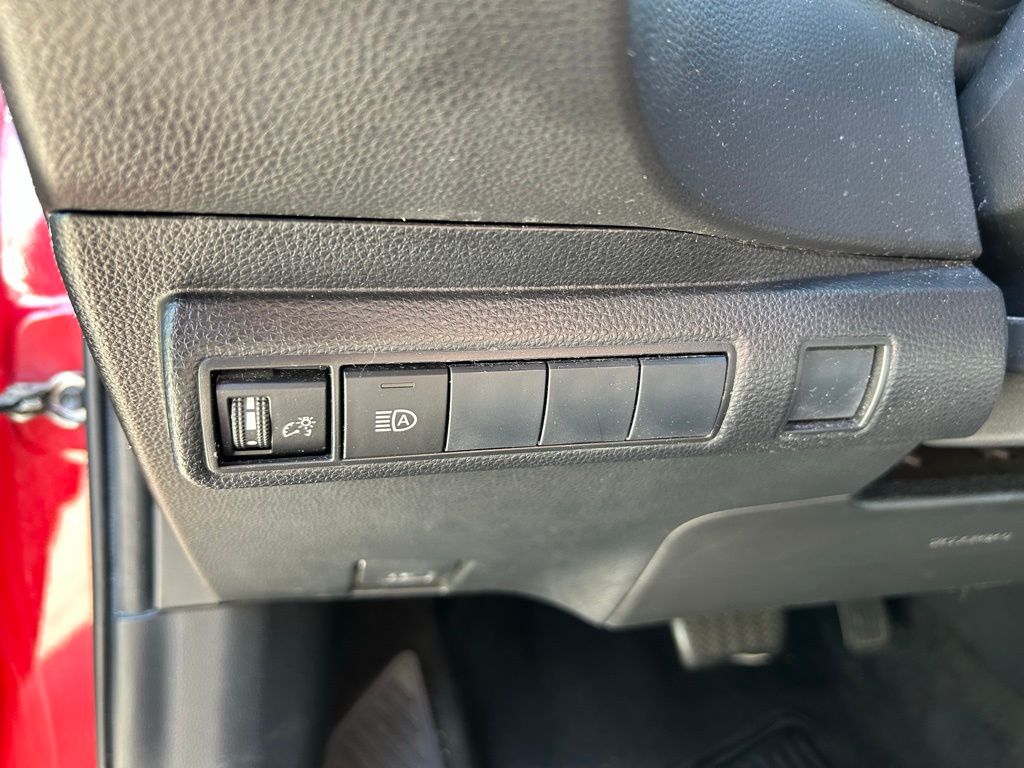 Thumbnail: 2020 Toyota Corolla - 17