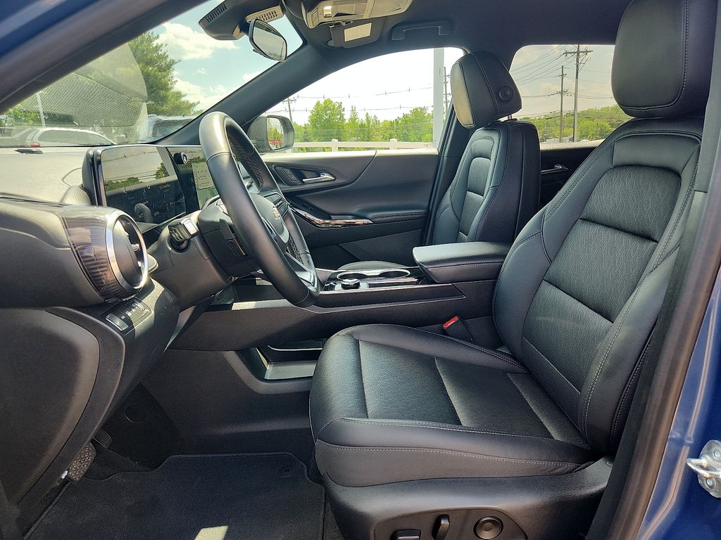 used 2026 Chevrolet Equinox car, priced at $33,241