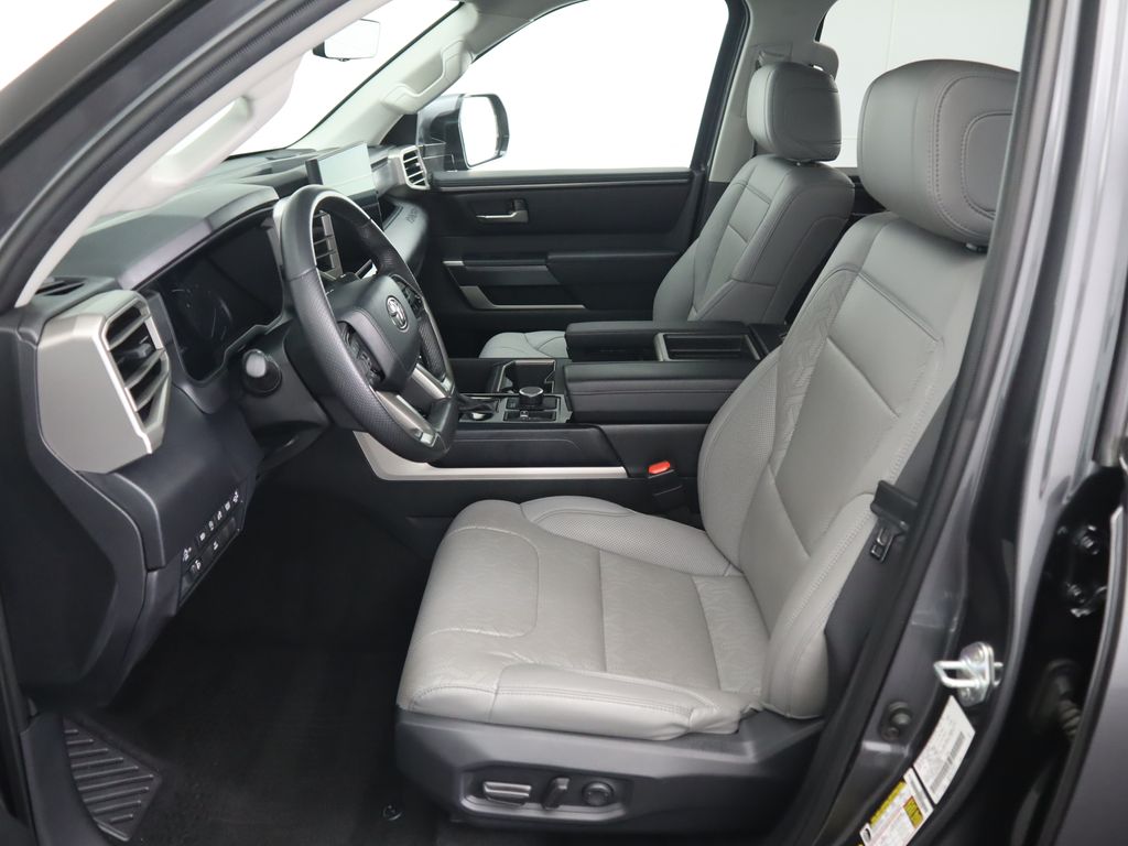 Thumbnail: 2024 Toyota Tundra - 19