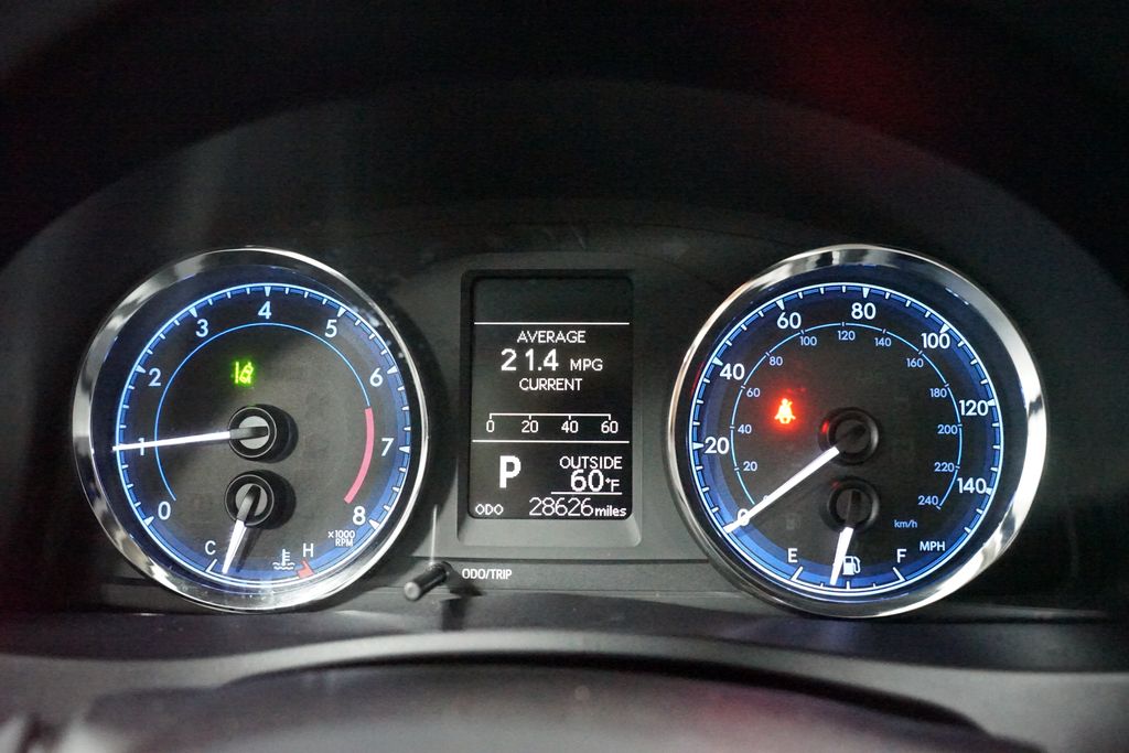 Thumbnail: 2018 Toyota Corolla - 14