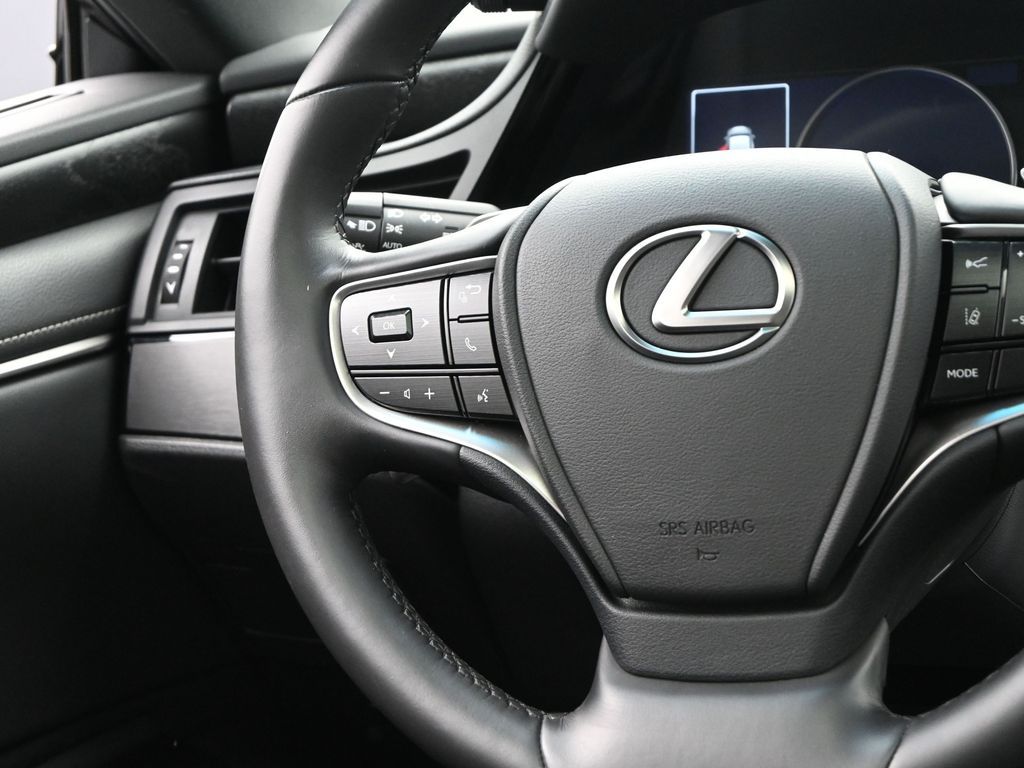 2024 Lexus ES 300h Base