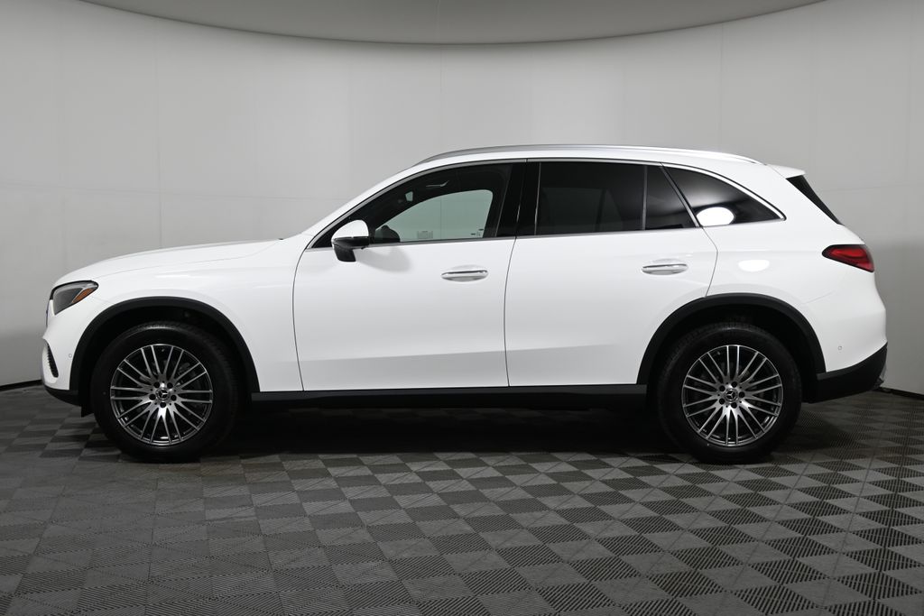 Thumbnail: 2026 Mercedes-Benz GLC - 2