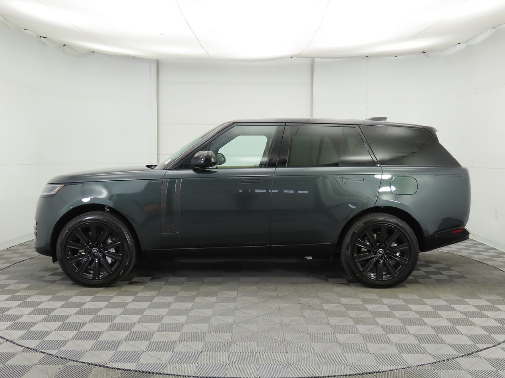 2025 Land Rover Range Rover SE 8