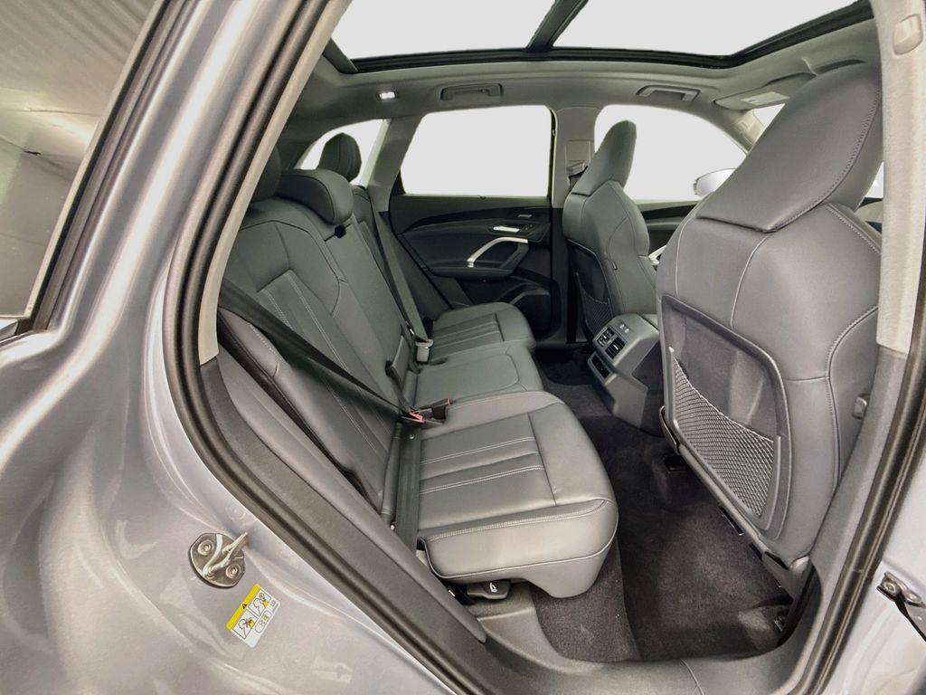 Thumbnail: 2026 Audi Q5 - 21