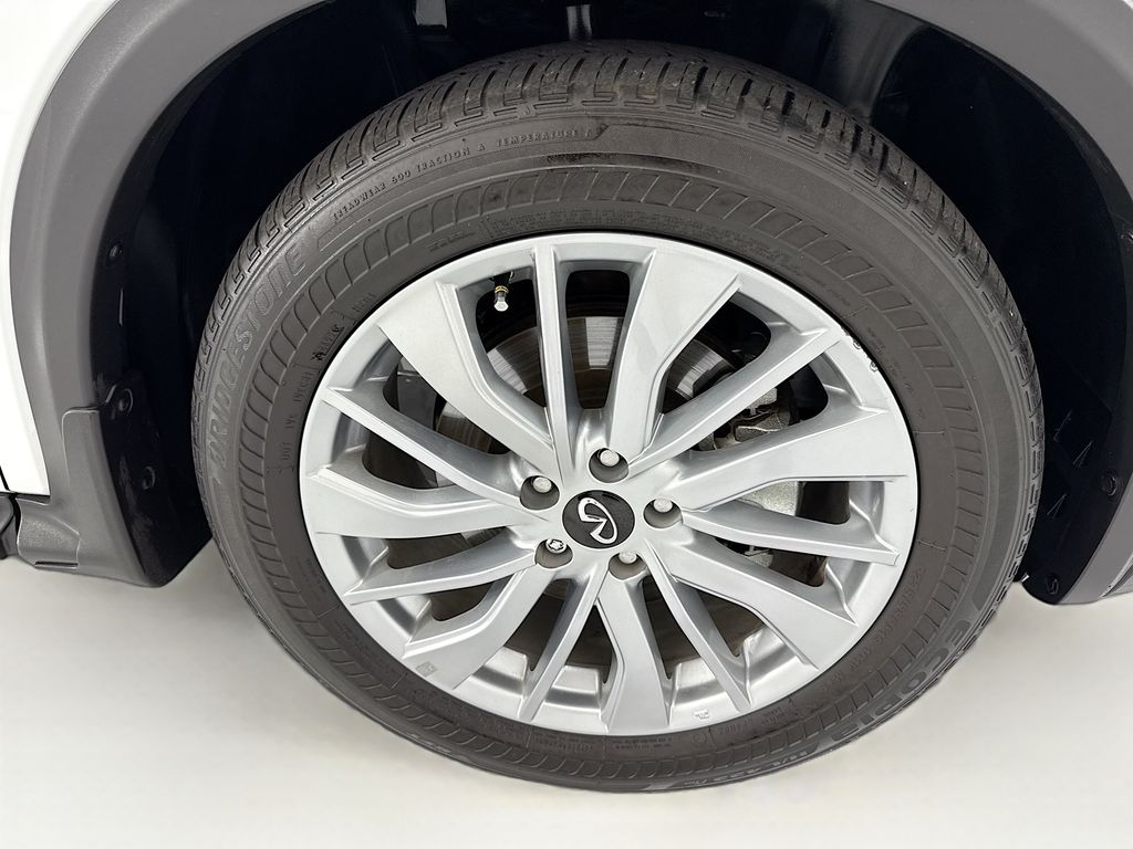 Thumbnail: 2023 INFINITI QX50 - 30