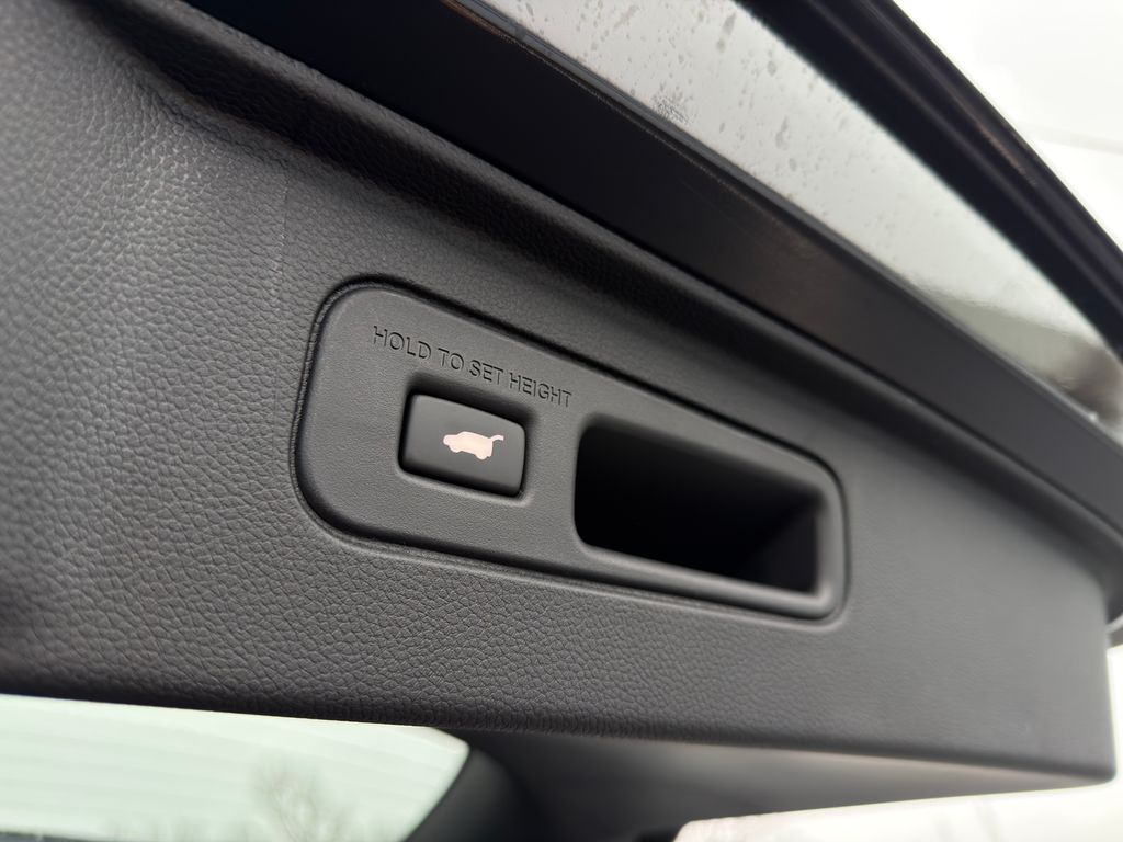 Thumbnail: 2026 Honda Pilot - 23