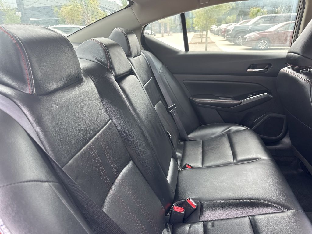 2024 Gun Metallic Nissan Altima 2.5 SR FWD Sedan