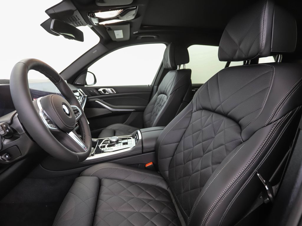 Thumbnail: 2026 BMW X5 - 11