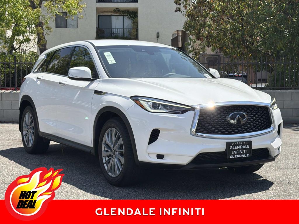 Lunar White 2023 INFINITI QX50 SUV / Crossover Front-Wheel Drive Continuously Variable Transmission