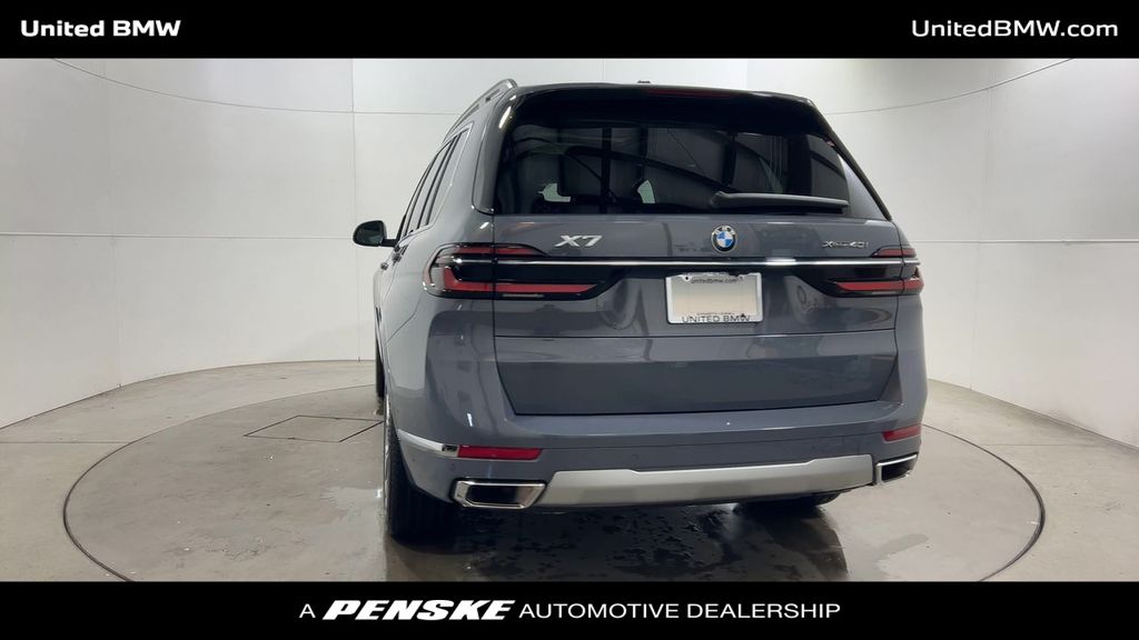 Thumbnail: 2025 BMW X7 - 7