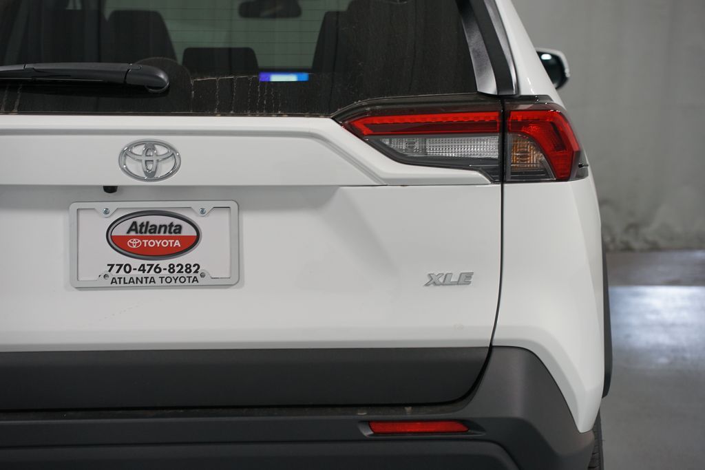 Thumbnail: 2025 Toyota RAV4 - 10