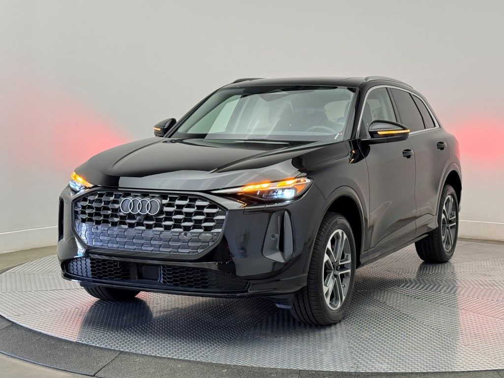 2025 Audi Q5 Premium 4