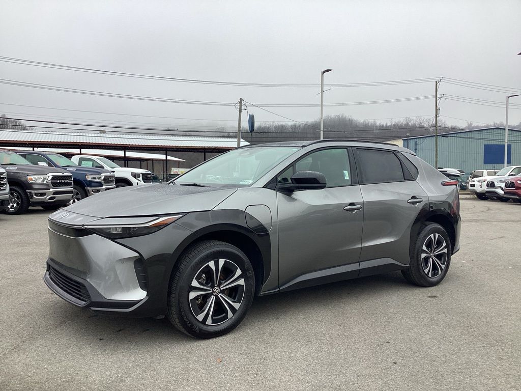 2025 Toyota bZ4X XLE AWD