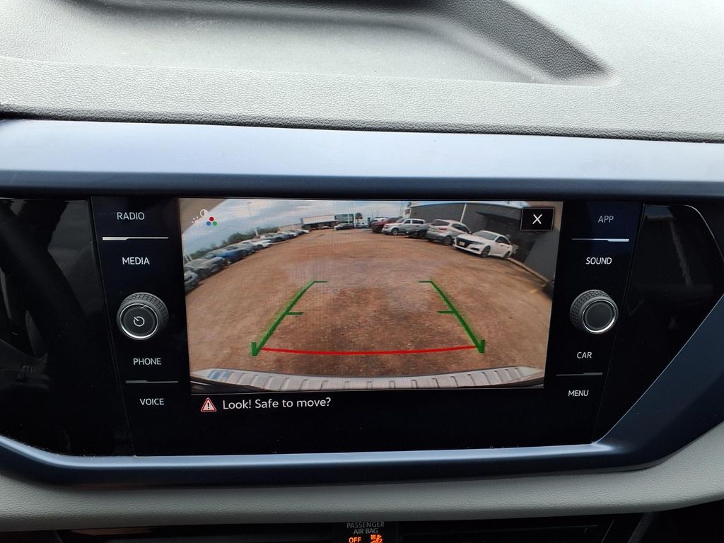2023 Volkswagen Taos 1.5T SE White at DeMontrond Auto Country