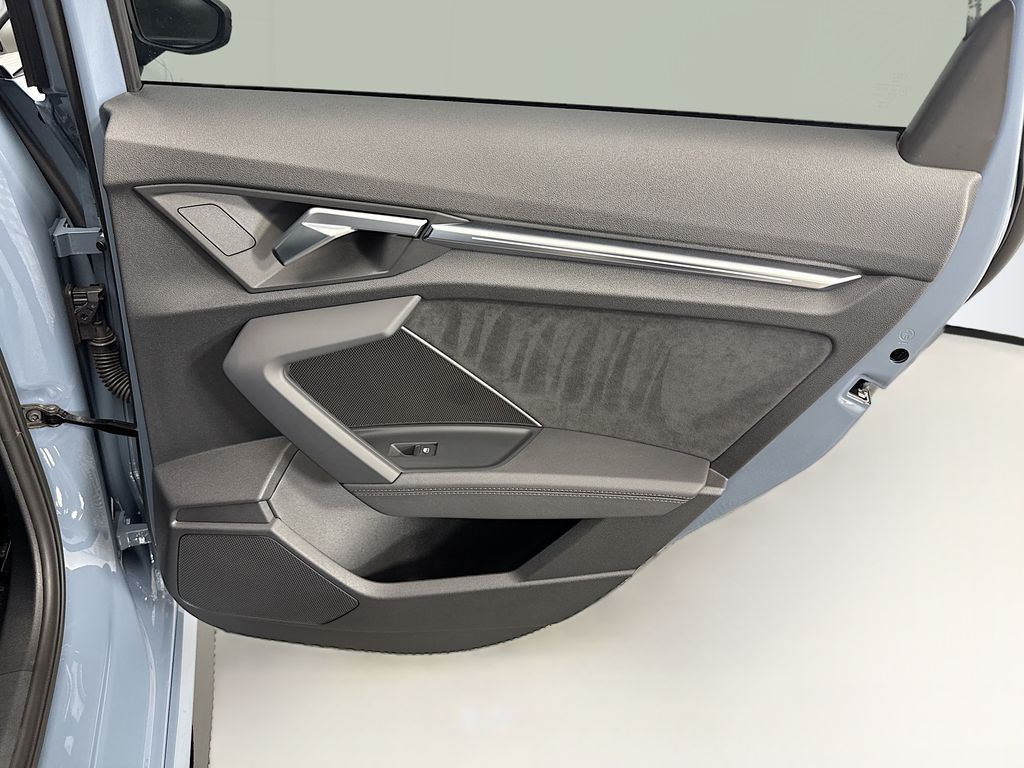 Thumbnail: 2024 Audi RS 3 - 25