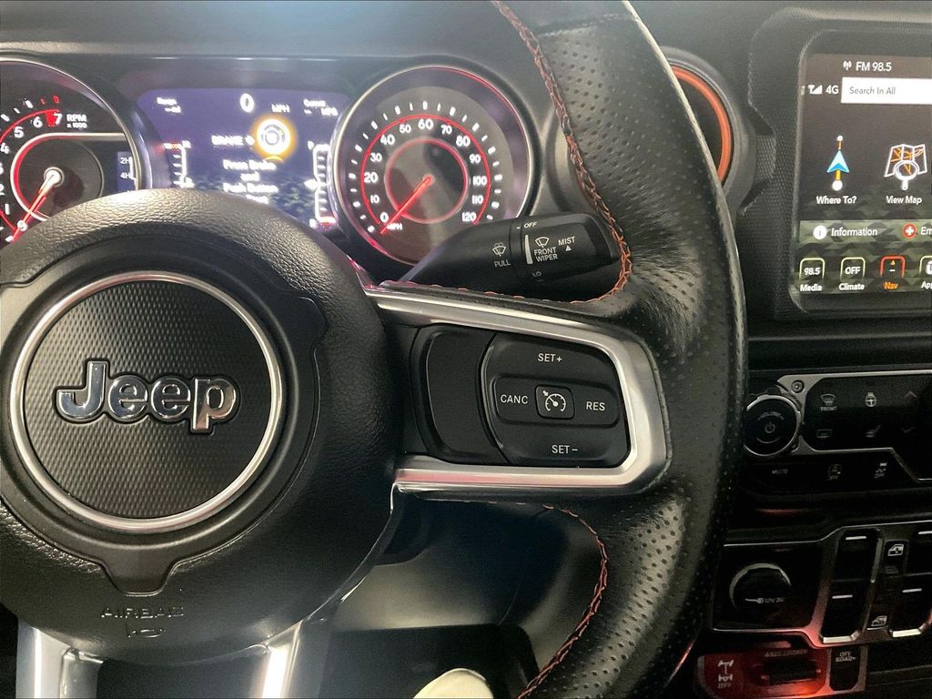 2021 Jeep Gladiator — photo 23