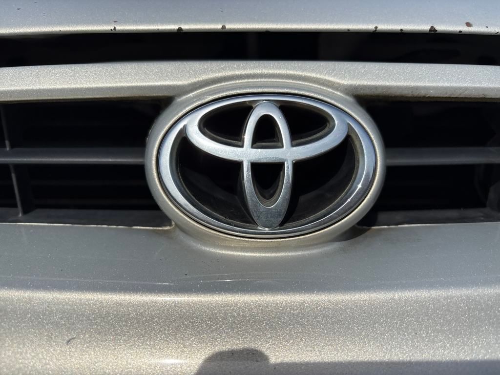 2000 Silver Stream Opal Toyota Corolla LE FWD Sedan
