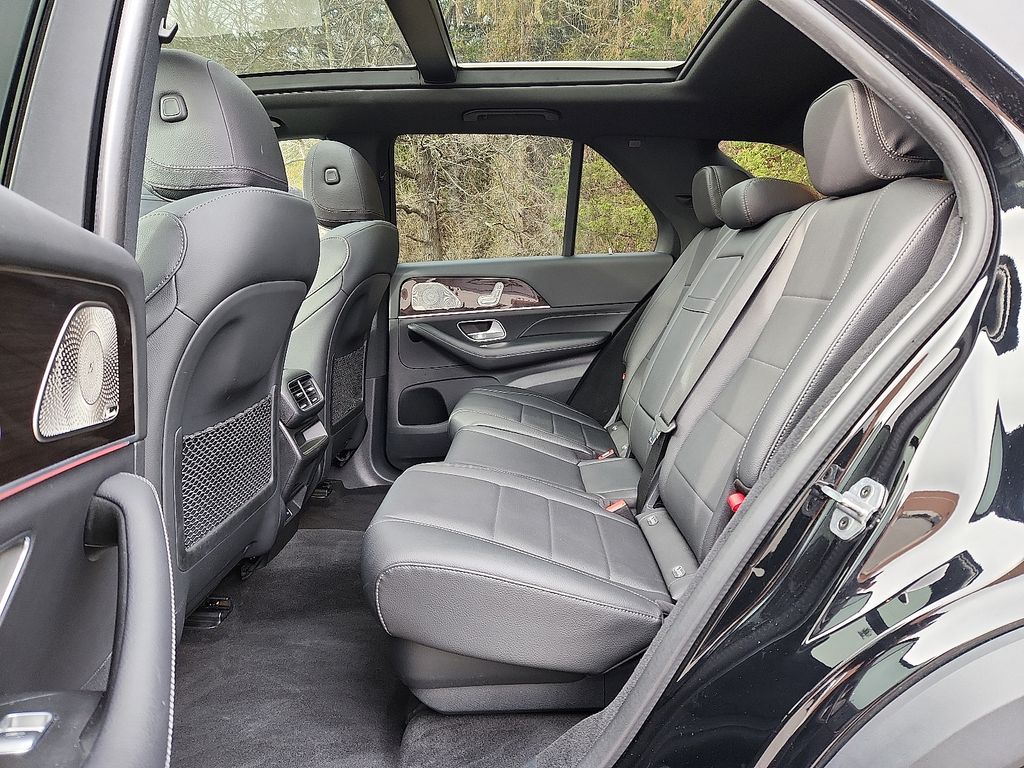 Thumbnail: 2024 Mercedes-Benz GLE - 10