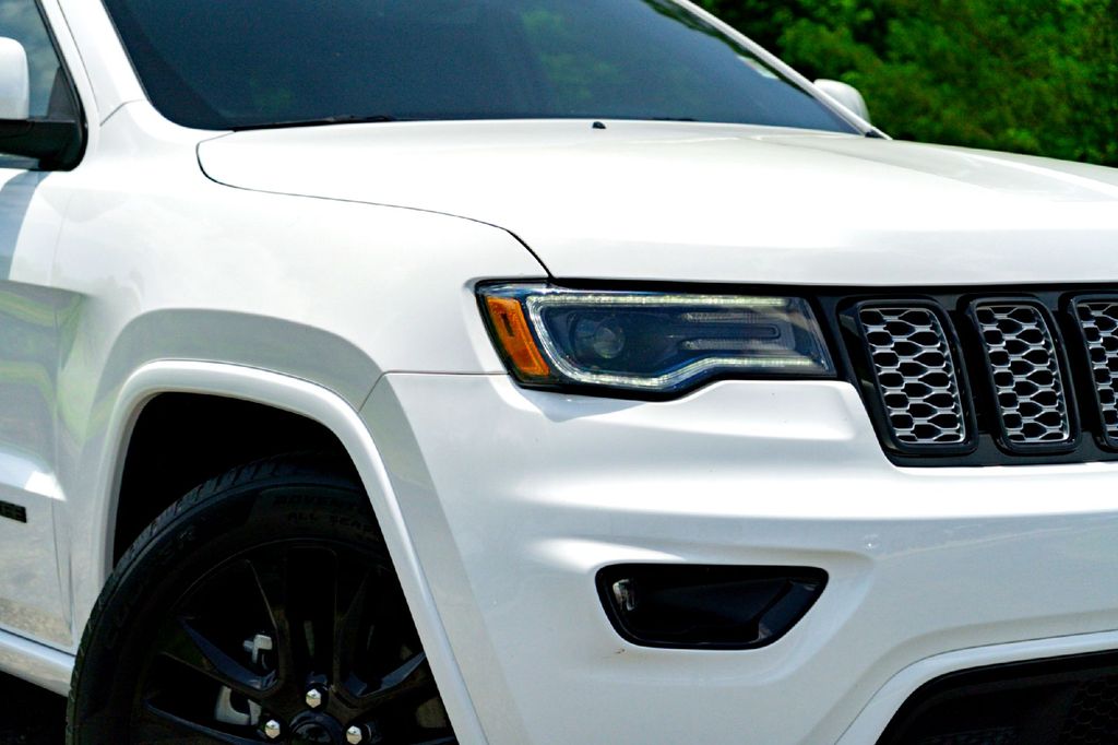 Used Car 2020 Jeep Grand Cherokee  Altitude For Sale Under $25,000 In Taylor, Texas
