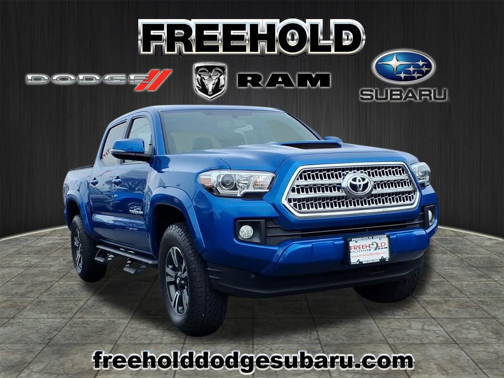 2017 Toyota Tacoma TRD Sport V6 Double Cab 4WD