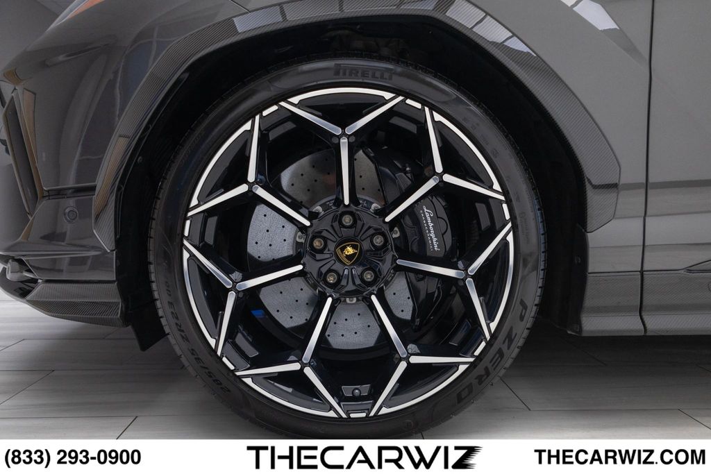 2023 Lamborghini Urus