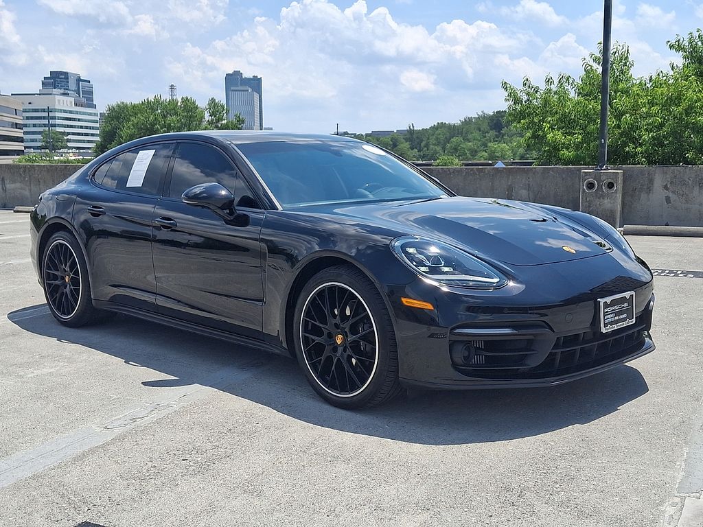 Thumbnail: 2023 Porsche Panamera - 7