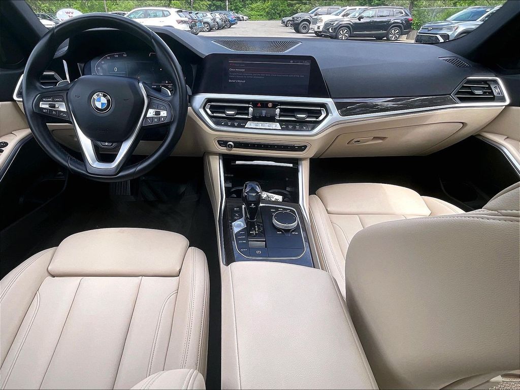 2019 BMW 3 Series — photo 21