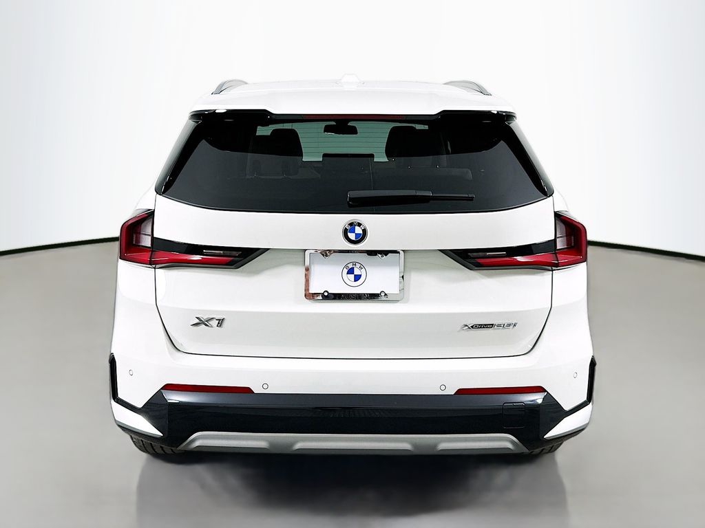 Thumbnail: 2023 BMW X1 - 6