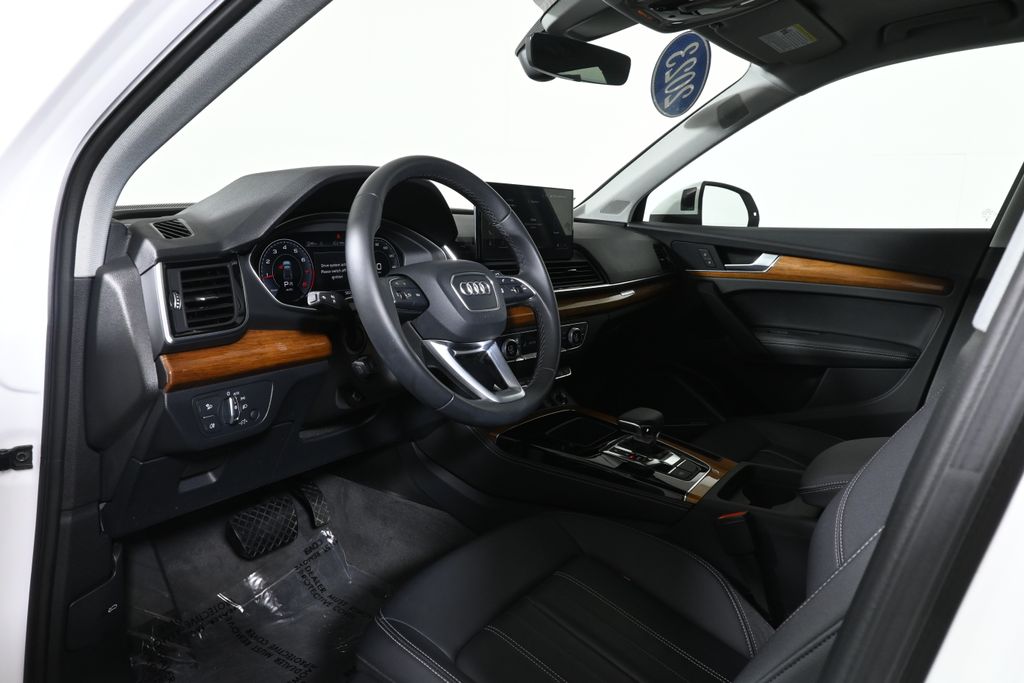 Thumbnail: 2023 Audi Q5 - 15