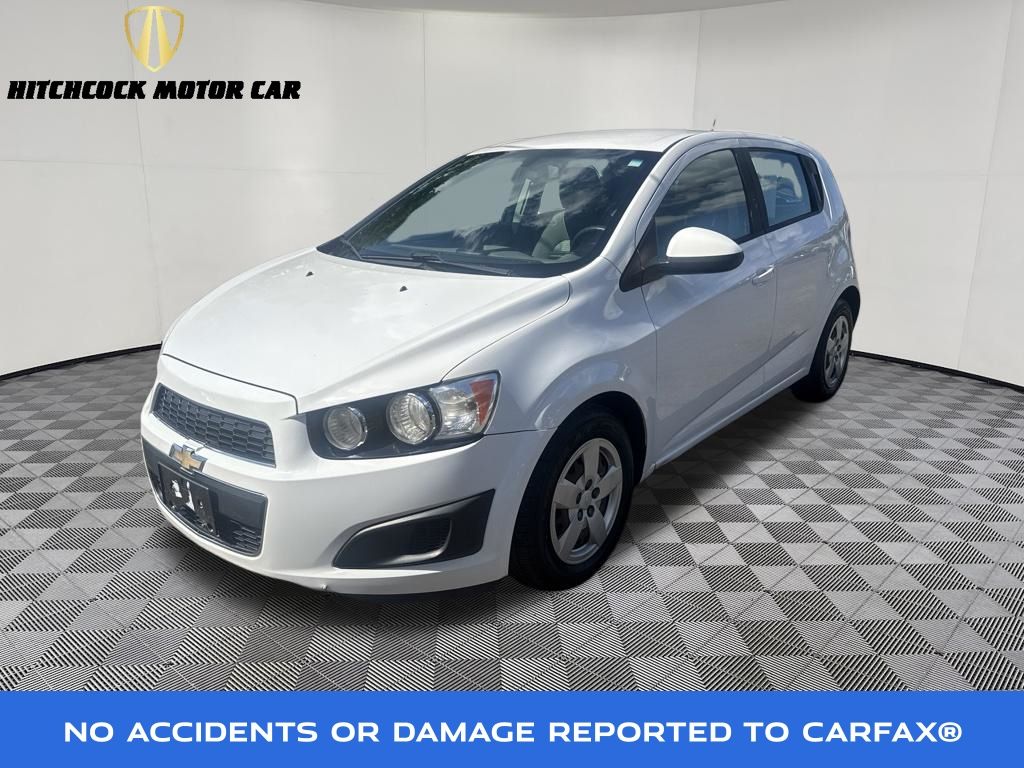  2014 Chevrolet Sonic LS Hatchback FWD   