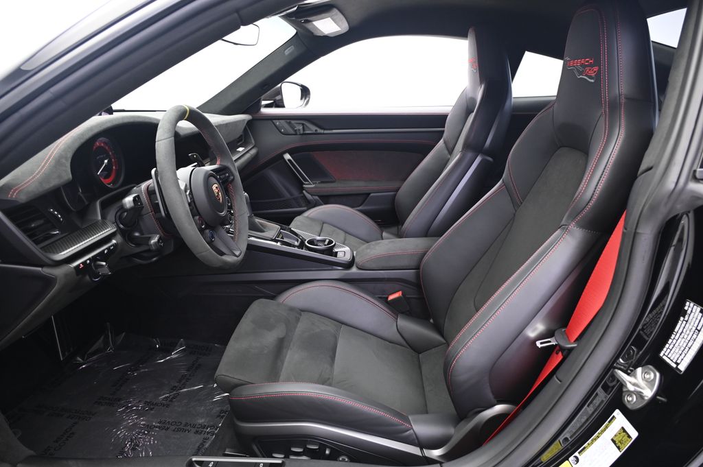 Thumbnail: 2024 Porsche 911 - 23