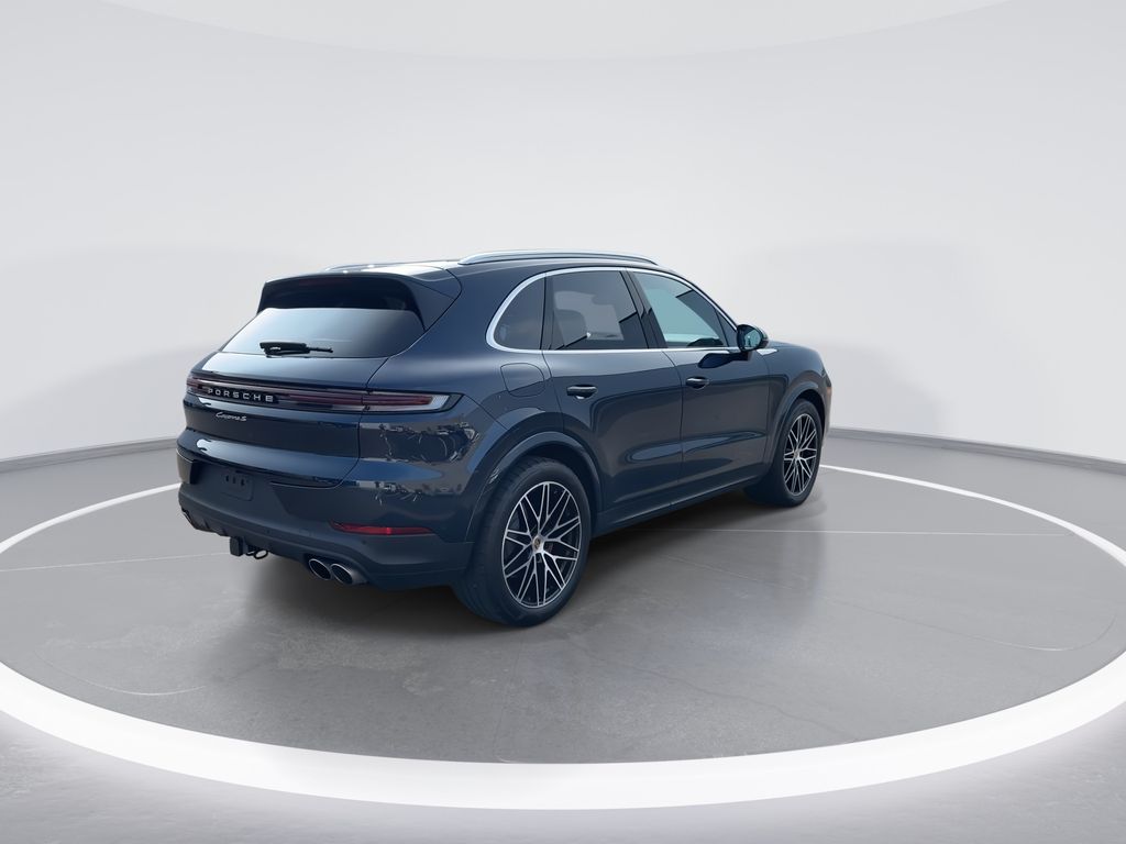 Thumbnail: 2024 Porsche Cayenne - 8