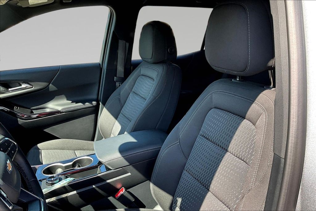 Used 2026 Chevrolet Equinox SUV