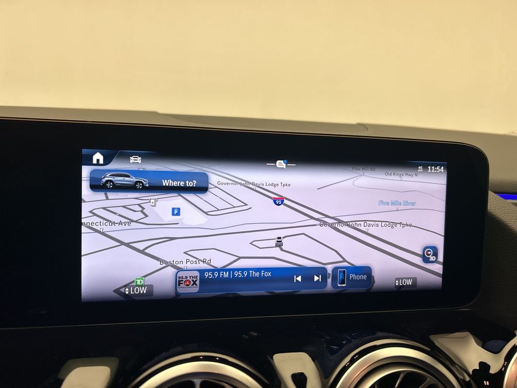 Thumbnail: 2025 Mercedes-Benz GLA - 17