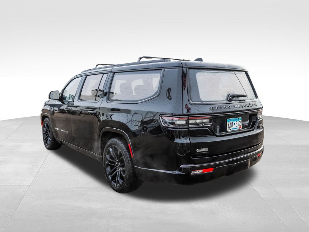 Thumbnail: 2023 Jeep Grand Wagoneer L - 3