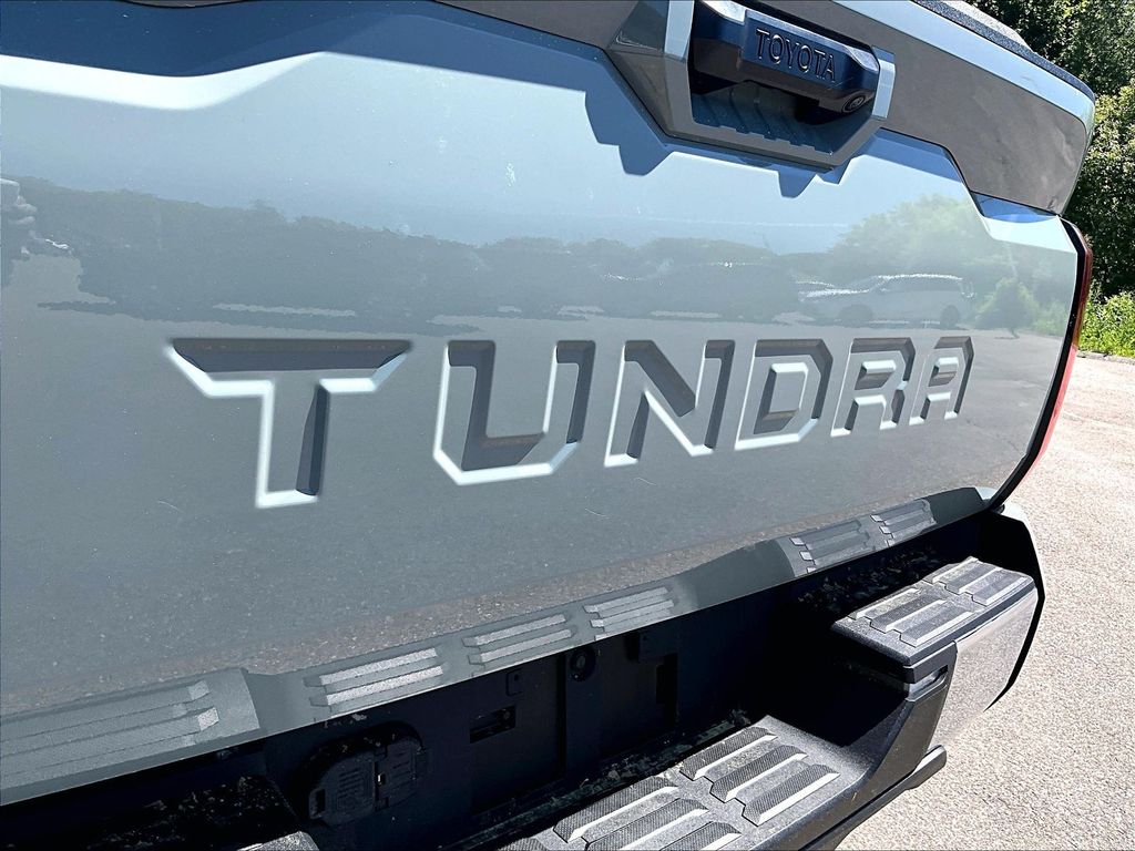 2023 Toyota Tundra — photo 27