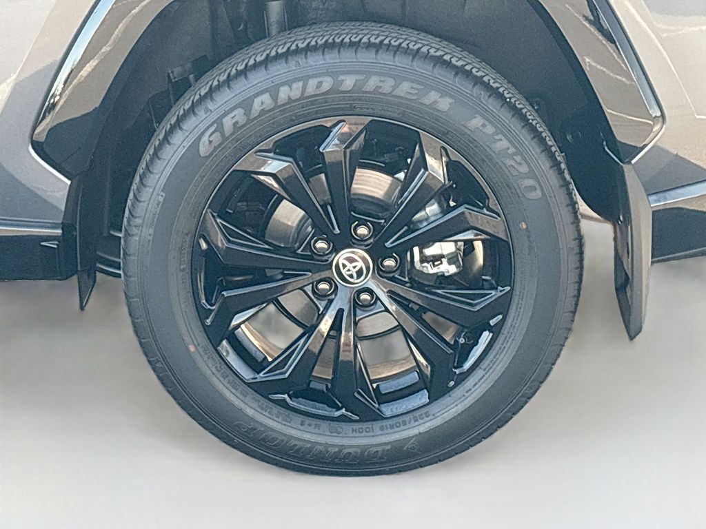 Thumbnail: 2025 Toyota RAV4 - 31