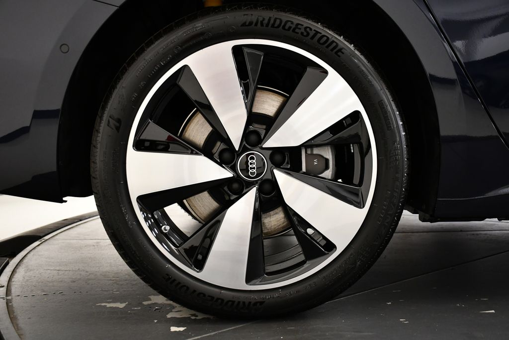 Thumbnail: 2025 Audi A5 - 15