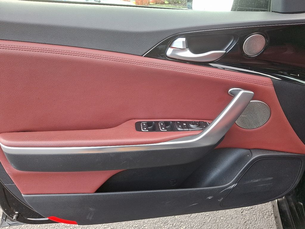 Thumbnail: 2022 Kia Stinger - 13