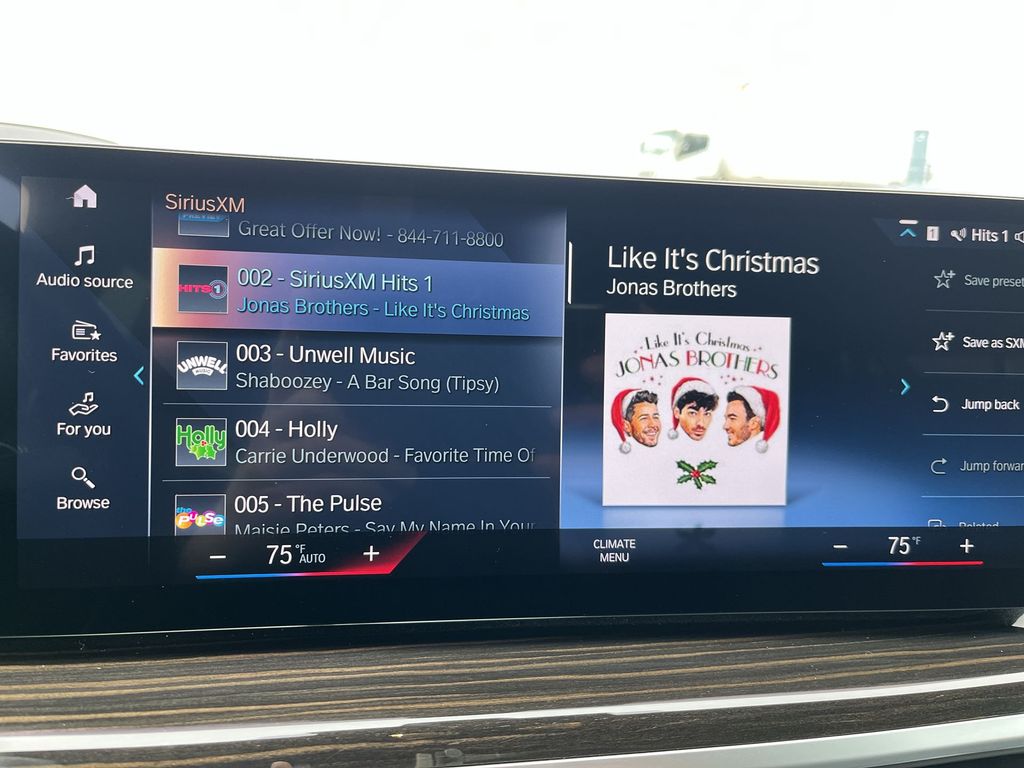 Thumbnail: 2023 BMW X7 - 16