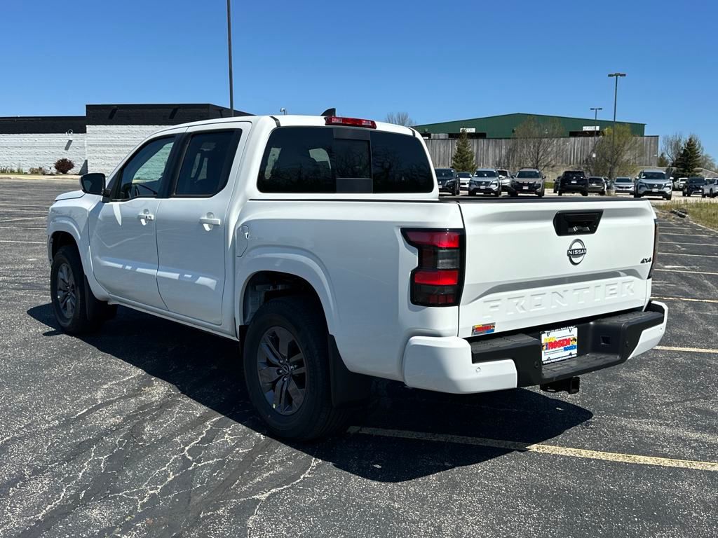 2025 Nissan Frontier SV photo
