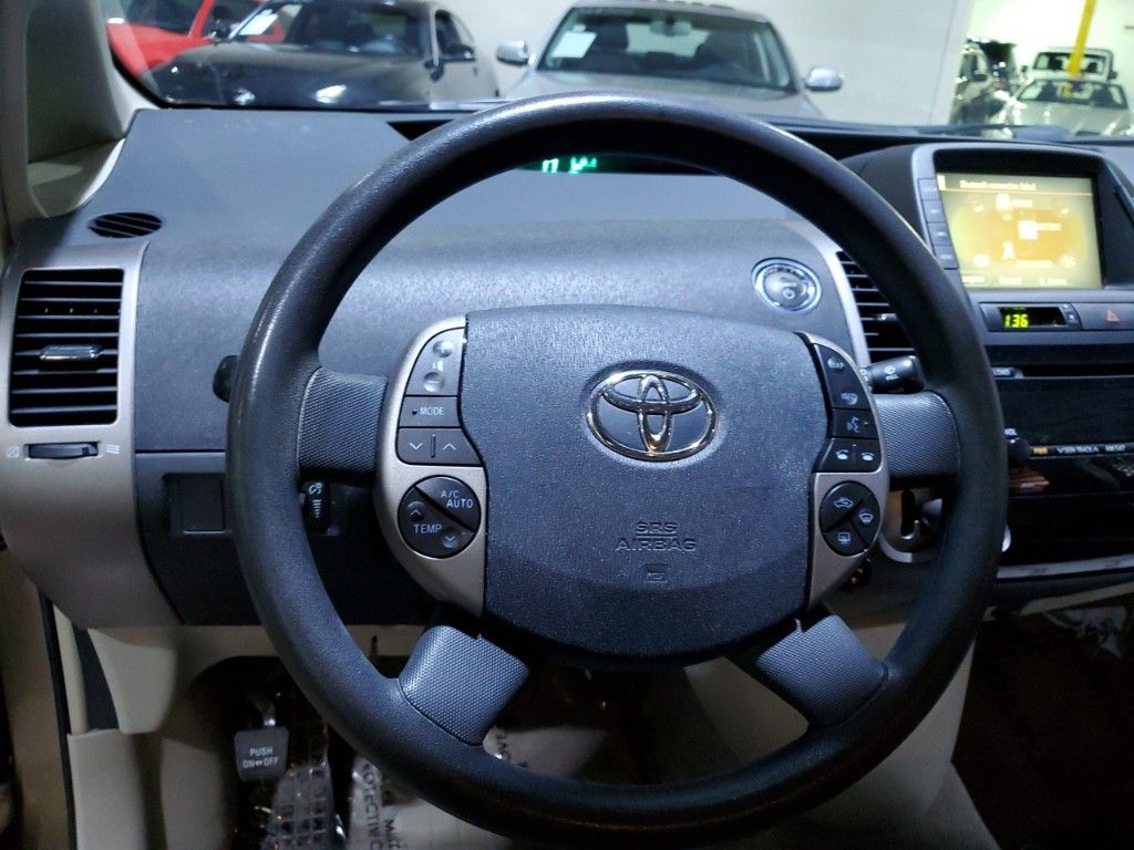 2007 Toyota Prius Base 27