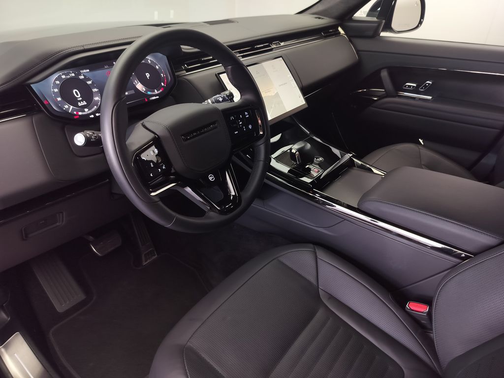 Thumbnail: 2024 Land Rover Range Rover Sport - 4