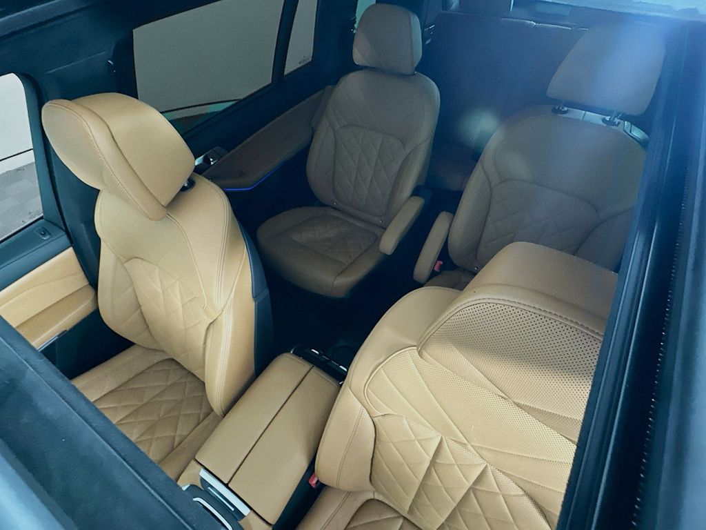 Thumbnail: 2023 BMW X7 - 22