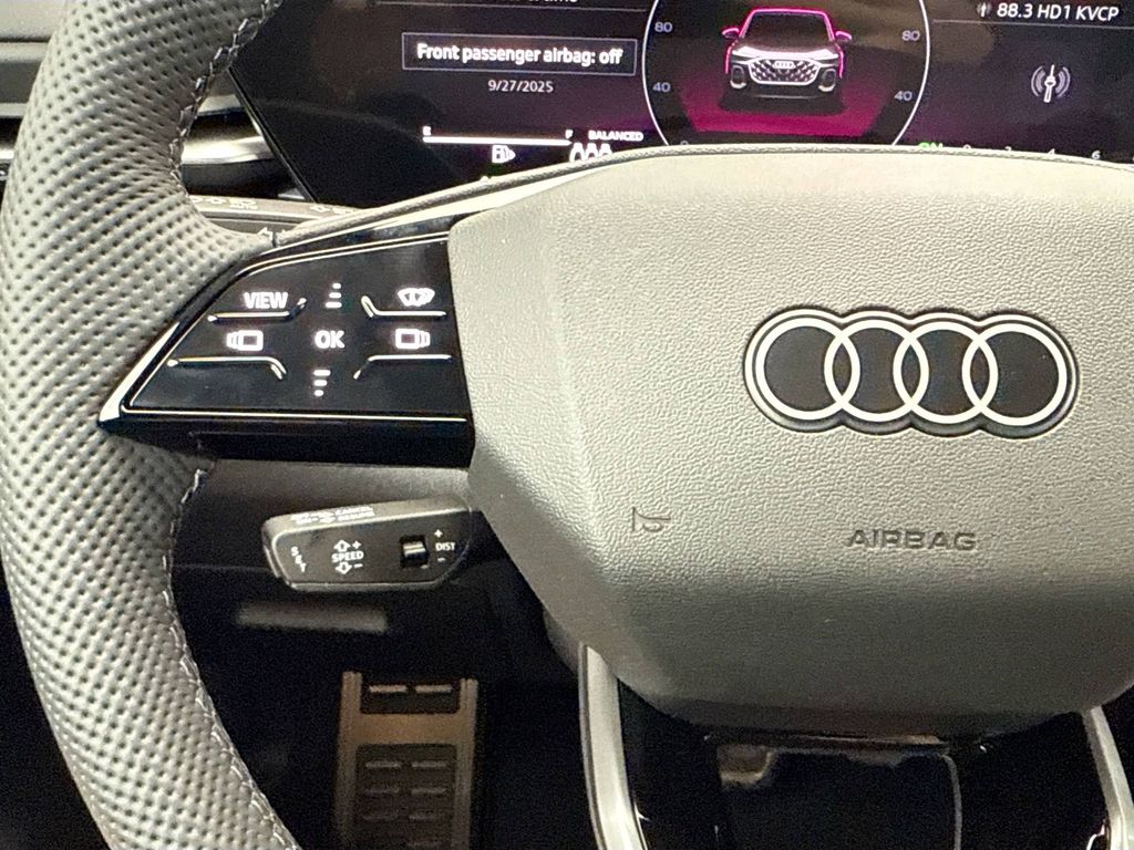 Thumbnail: 2025 Audi SQ5 - 11