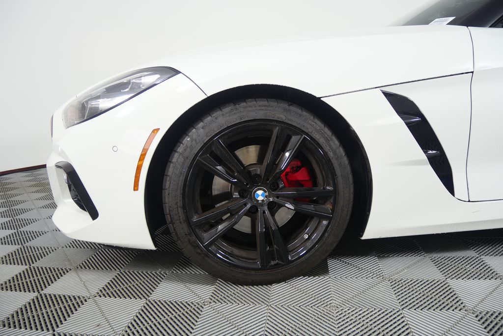 Thumbnail: 2022 BMW Z4 - 7