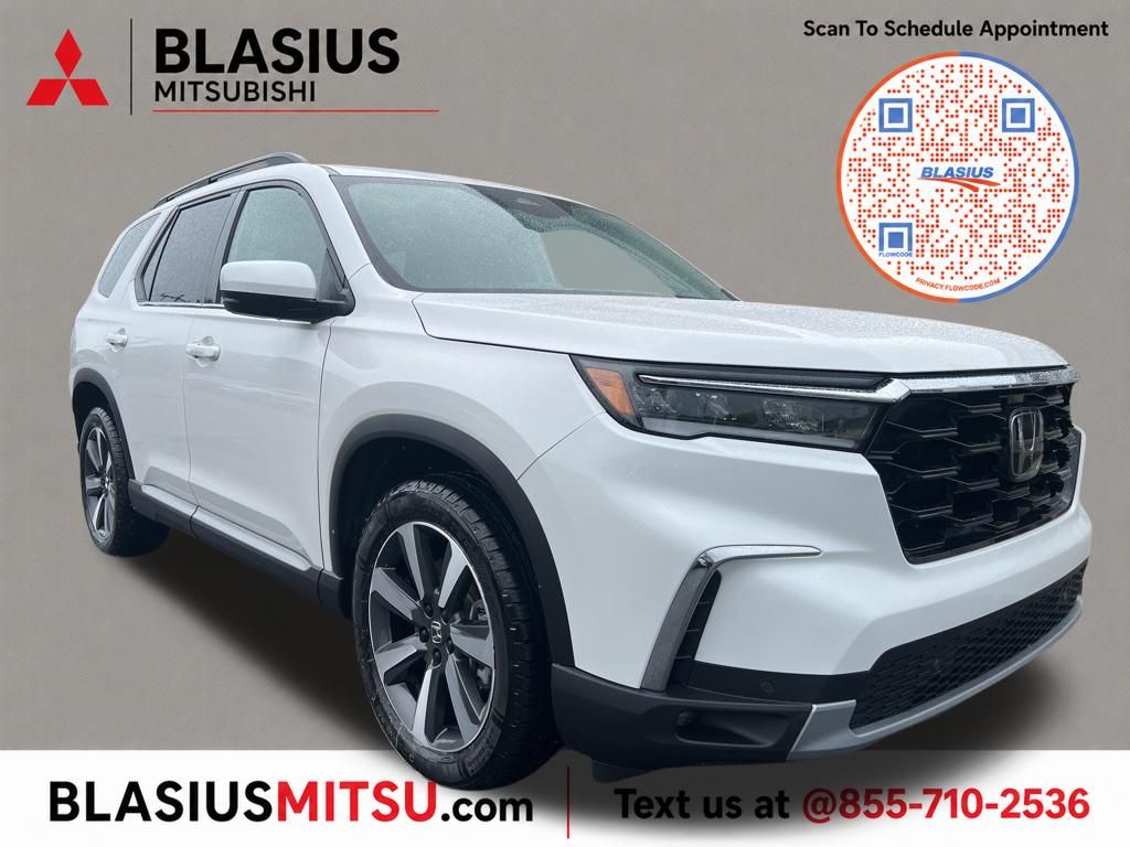 White 2023 Honda Pilot SUV / Crossover All-Wheel Drive Automatic